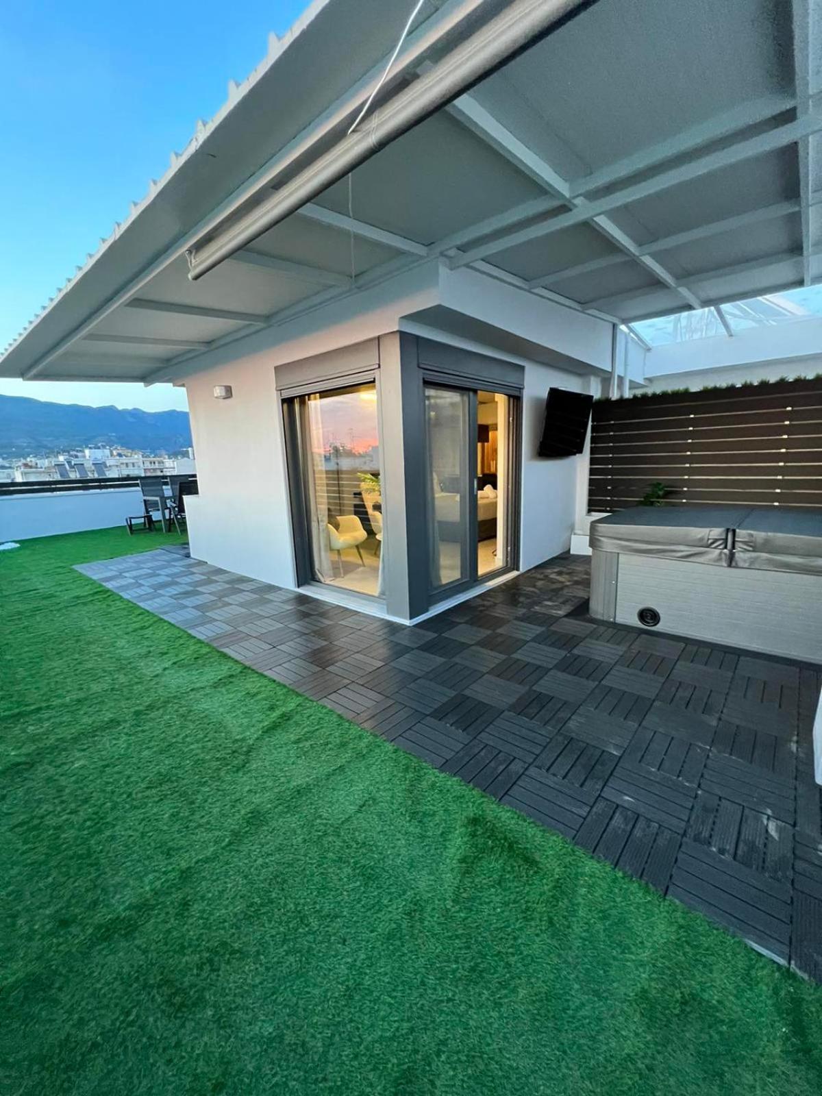 Loft Spa Greece - Enjoy Our Jacuzzi Kalamáta Eksteriør bilde